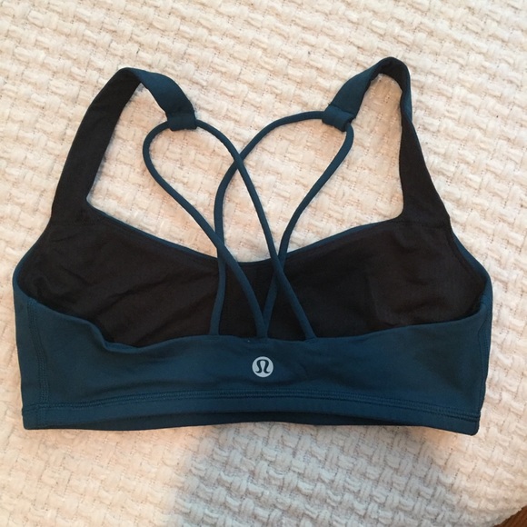 lululemon athletica Other - 🌟 Lululemon Sports Bra - Cross back🌟